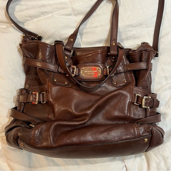 Michael Kors Gansevoort Chocolate Leather Large Tote Shoulder Crossbody - Picture 1 of 7